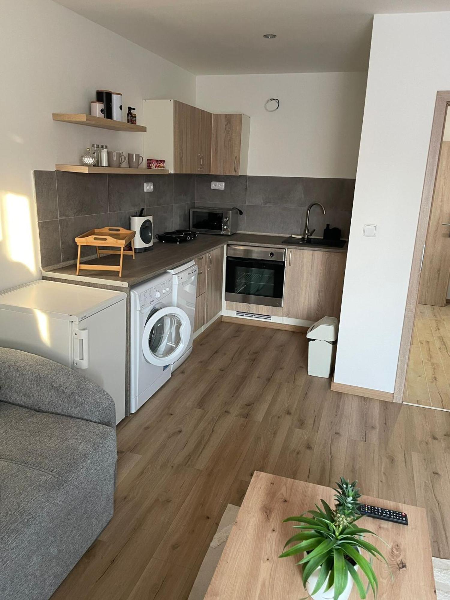 Znojmoapartment ภายนอก รูปภาพ
